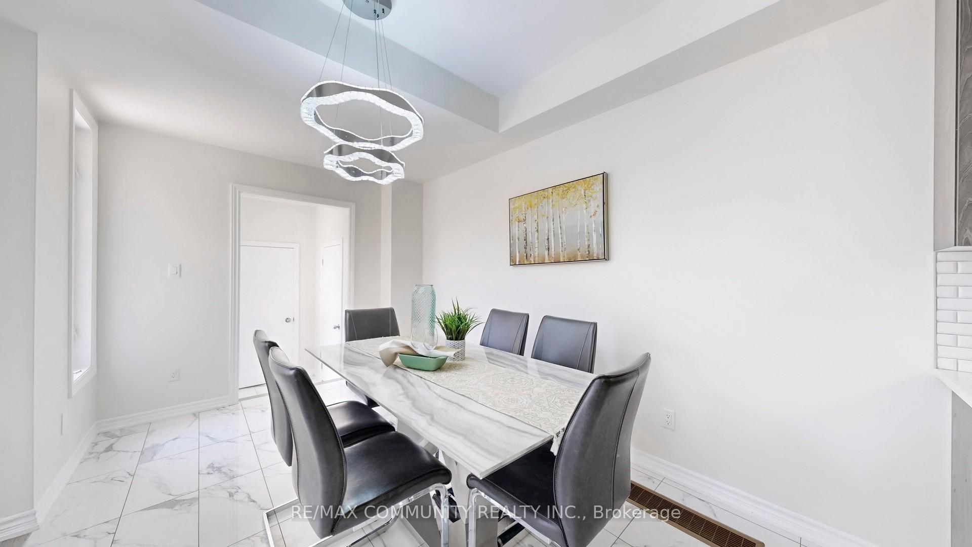 Photo 5 of 11 Clutterbuck Lane NE, Ajax, Northwest Ajax — HOMEH