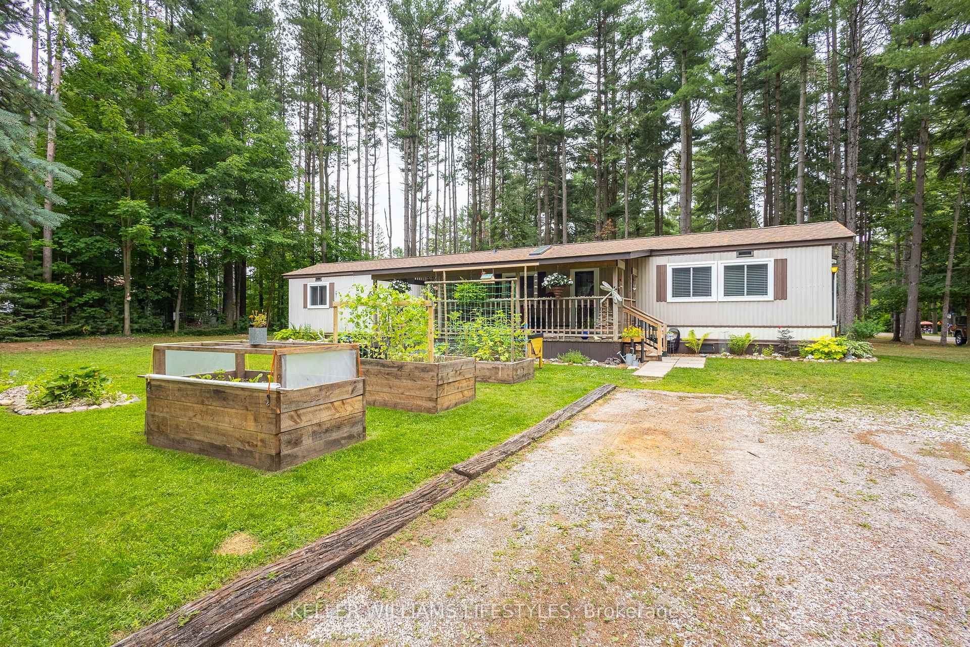 Photo 1 of 202 Chestnut Drive, Central Huron, Goderich Twp — HOMEH