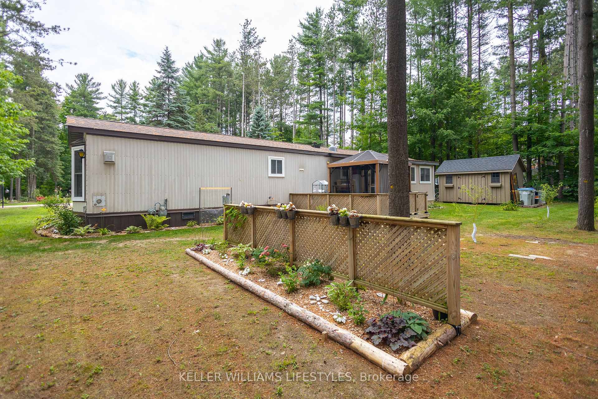 Photo 11 of 202 Chestnut Drive, Central Huron, Goderich Twp — HOMEH