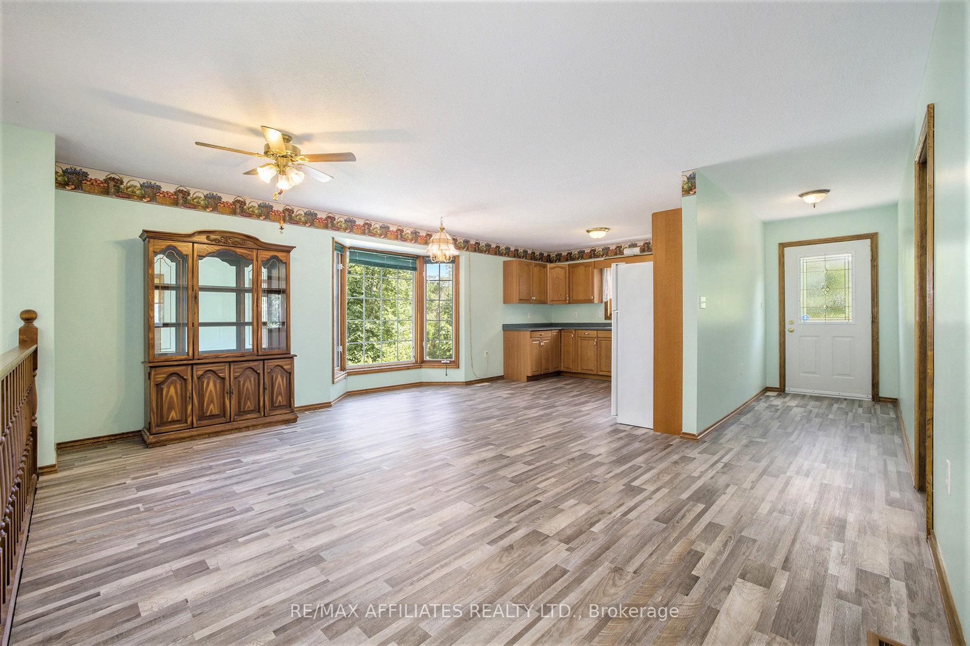 Photo 5 of 13481 38 Highway, Central Frontenac, Frontenac Centre — HOMEH