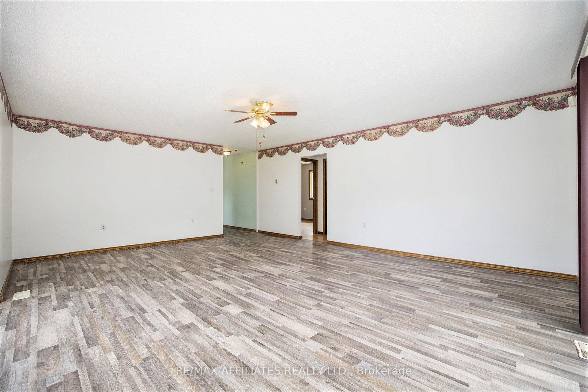 Photo 16 of 13481 38 Highway, Central Frontenac, Frontenac Centre — HOMEH