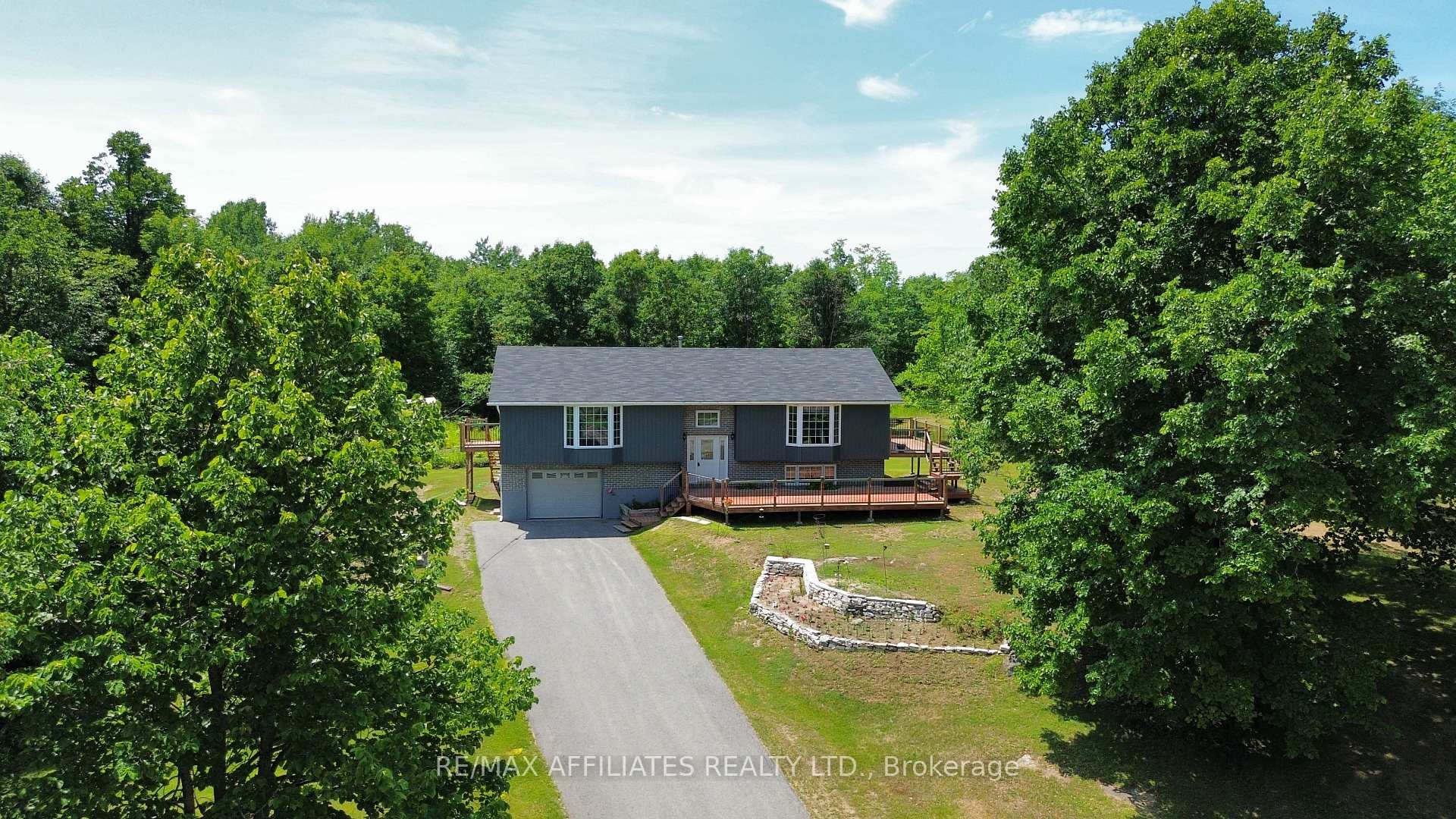 Photo 38 of 13481 38 Highway, Central Frontenac, Frontenac Centre — HOMEH