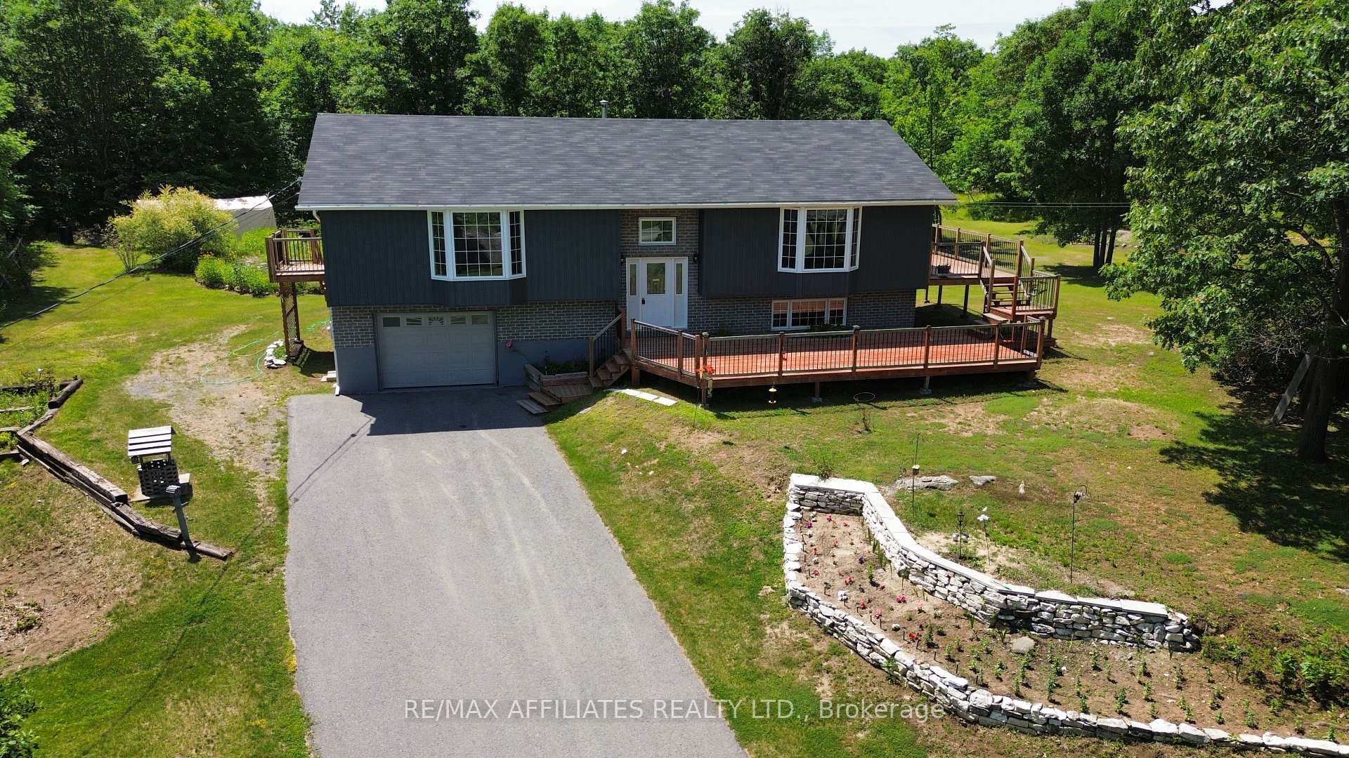 Photo 43 of 13481 38 Highway, Central Frontenac, Frontenac Centre — HOMEH