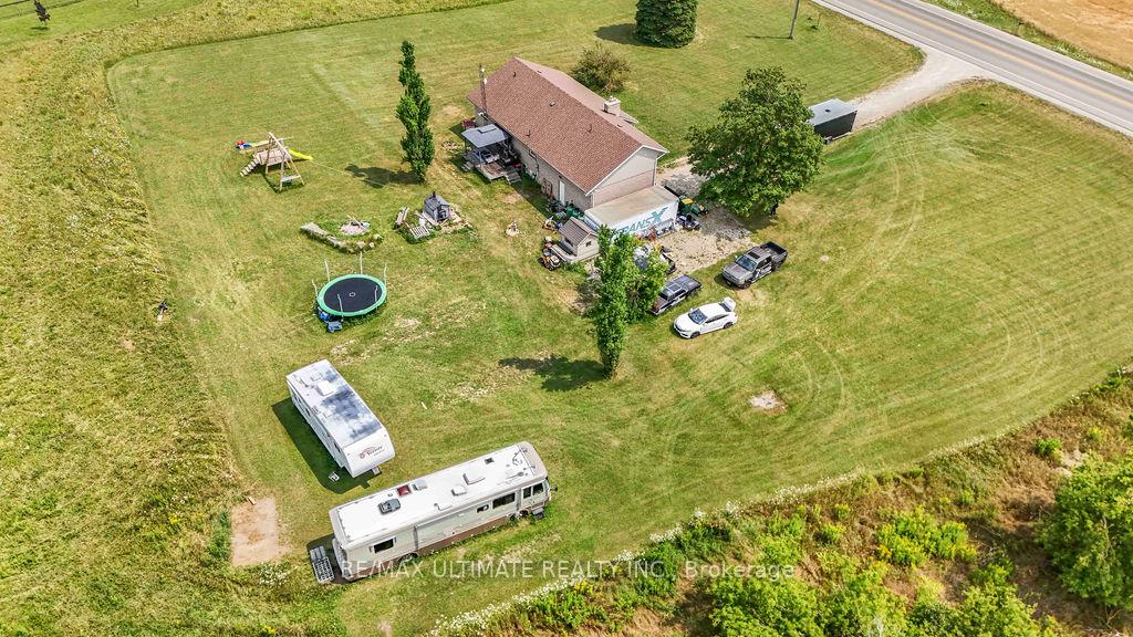 Photo 4 of Unit 9, 269615 Grey Road, Grey Highlands — HOMEH