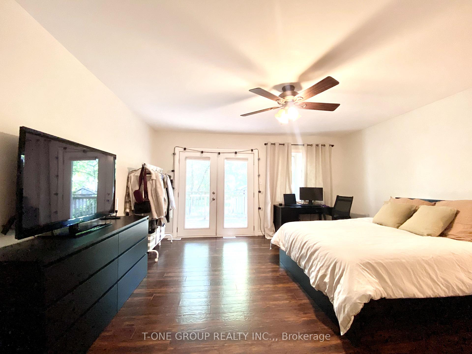 Photo 13 of Unit Back, 251 Cox Mill Road, Barrie, Innis-Shore — HOMEH