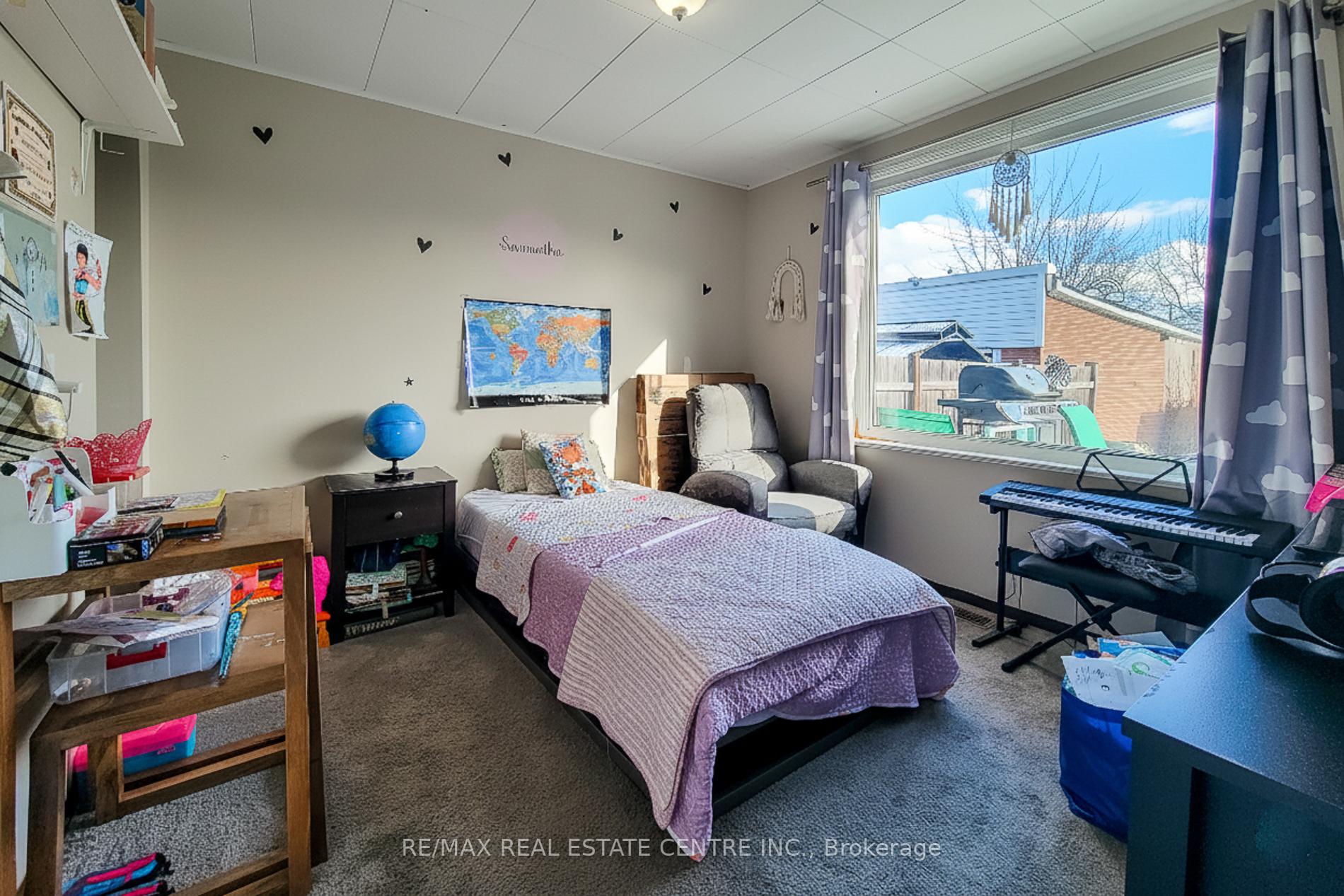 Photo 21 of 558 Barnaby Street, Hamilton, Parkview — HOMEH