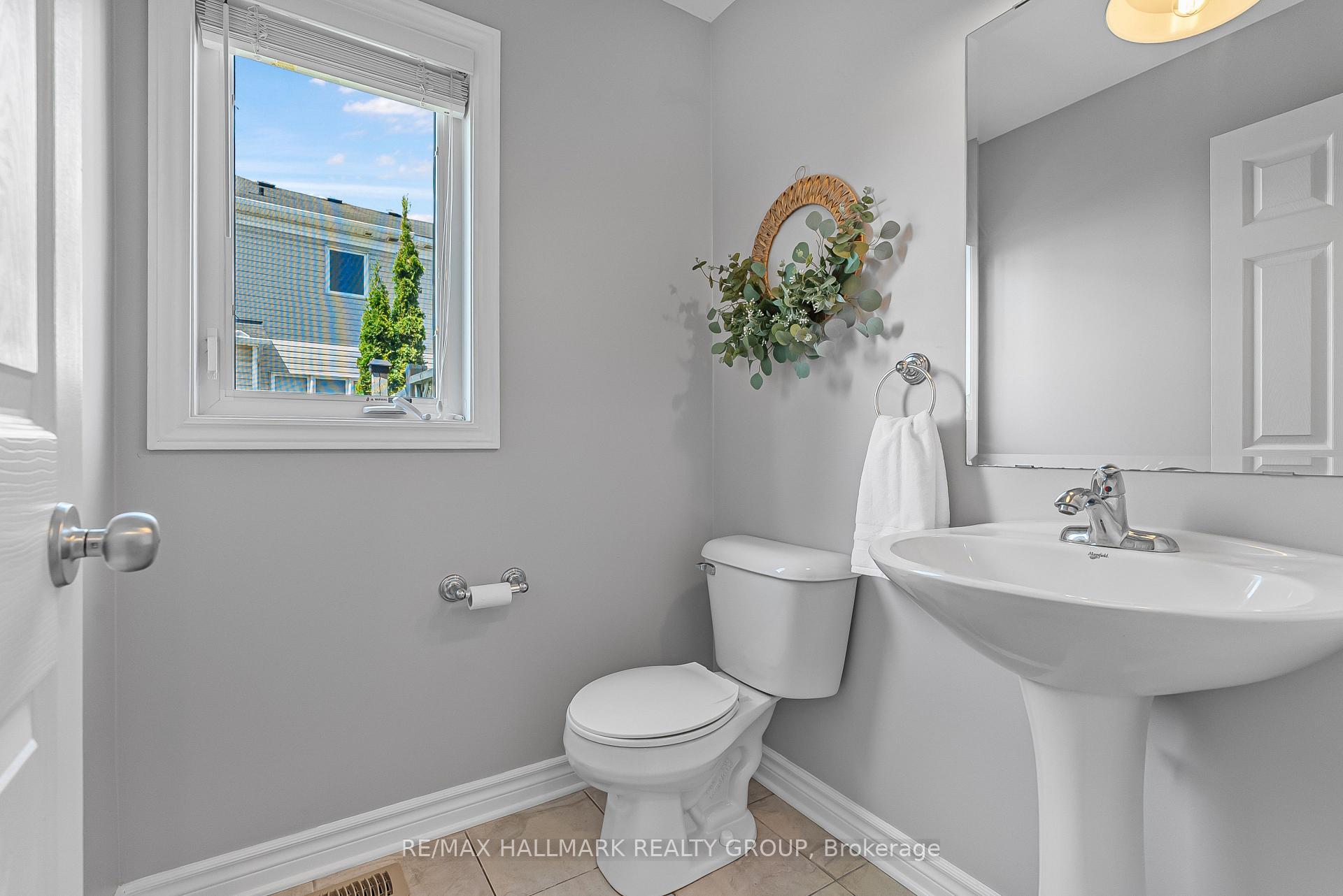 Photo 7 of 257 Moss Grove Street, Ottawa, Barrhaven - Strandherd — HOMEH