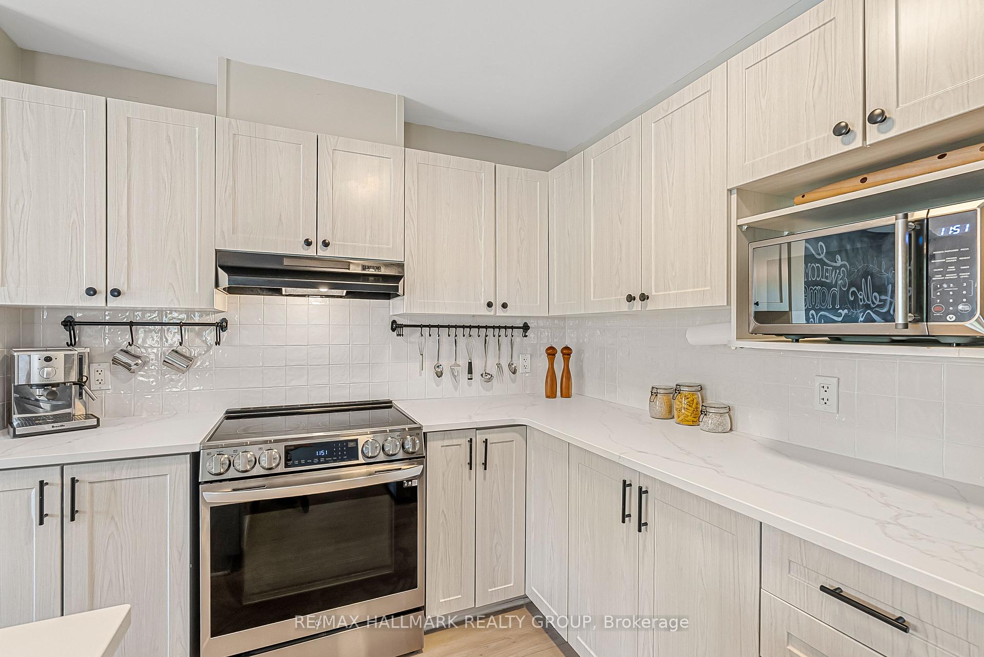 Photo 17 of 257 Moss Grove Street, Ottawa, Barrhaven - Strandherd — HOMEH