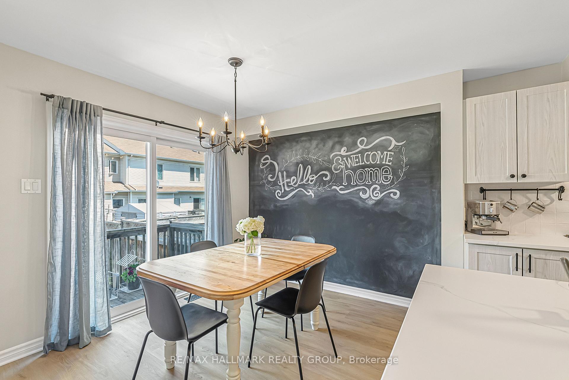 Photo 23 of 257 Moss Grove Street, Ottawa, Barrhaven - Strandherd — HOMEH