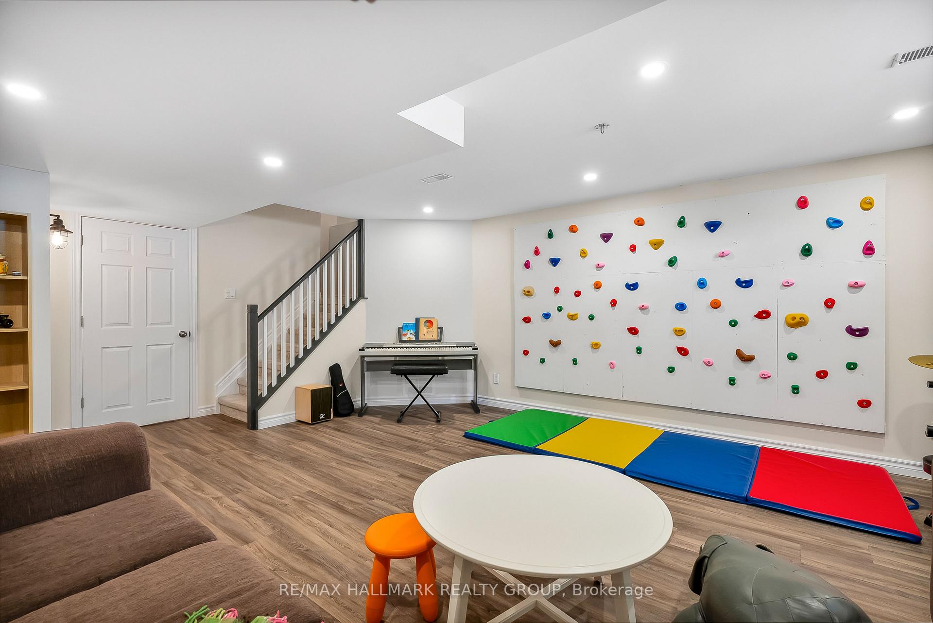 Photo 40 of 257 Moss Grove Street, Ottawa, Barrhaven - Strandherd — HOMEH