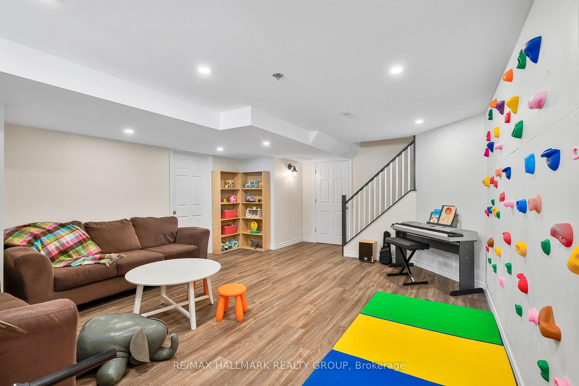 Photo 41 of 257 Moss Grove Street, Ottawa, Barrhaven - Strandherd — HOMEH