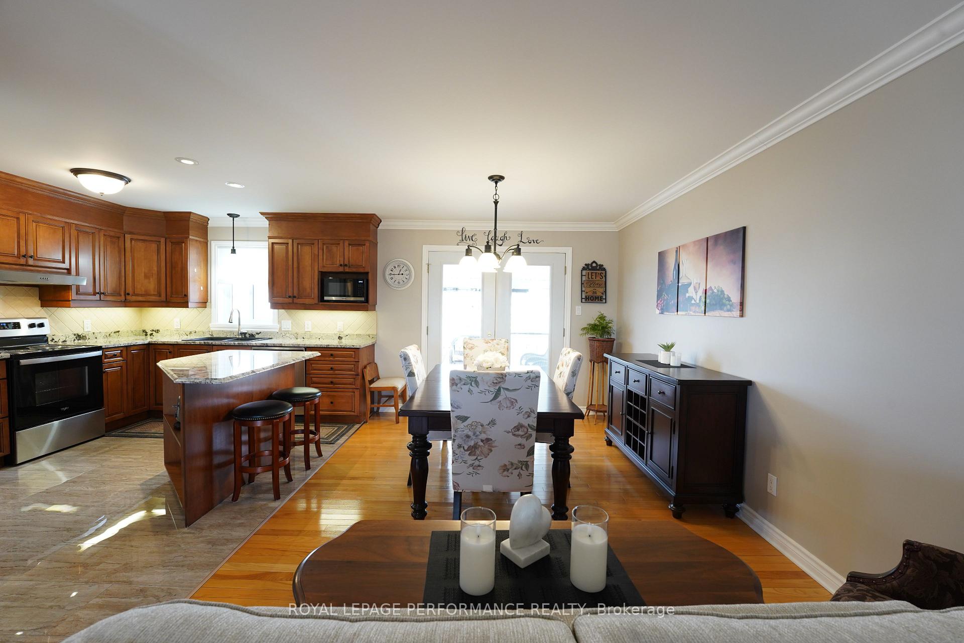 Photo 14 of 1761 MacIntyre Avenue, Cornwall — HOMEH