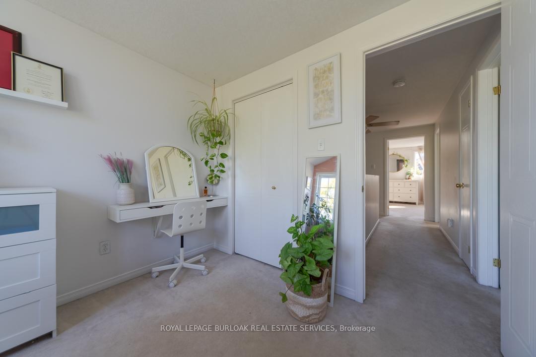 Photo 11 of 118 Silurian Drive, Guelph, Grange Road — HOMEH