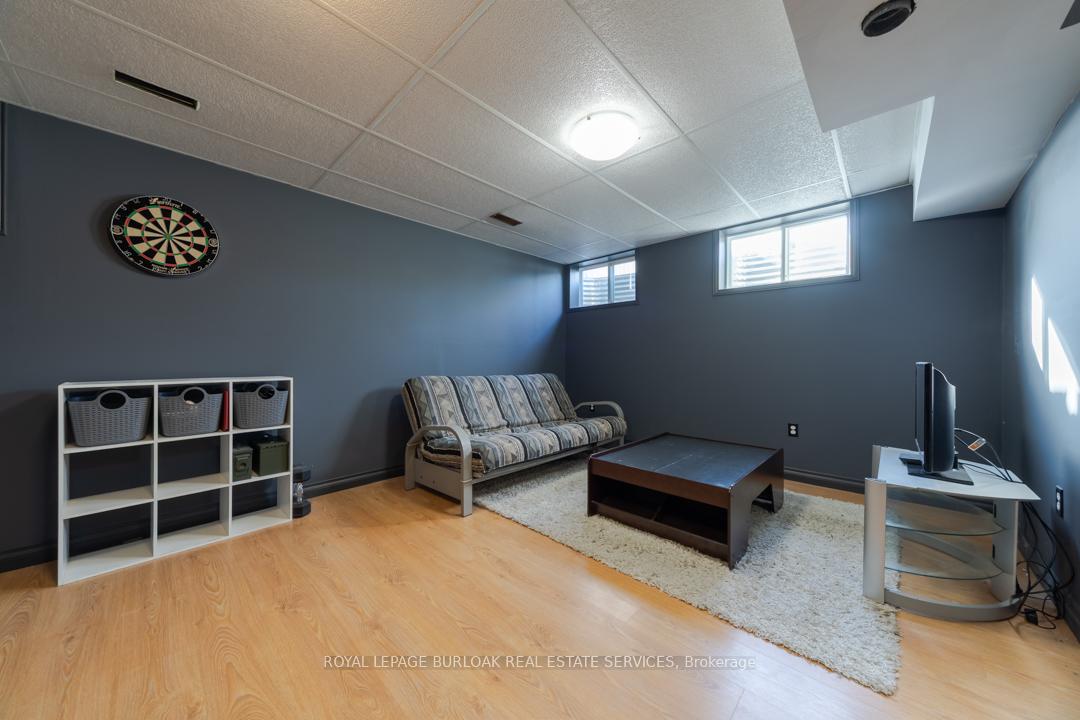 Photo 19 of 118 Silurian Drive, Guelph, Grange Road — HOMEH