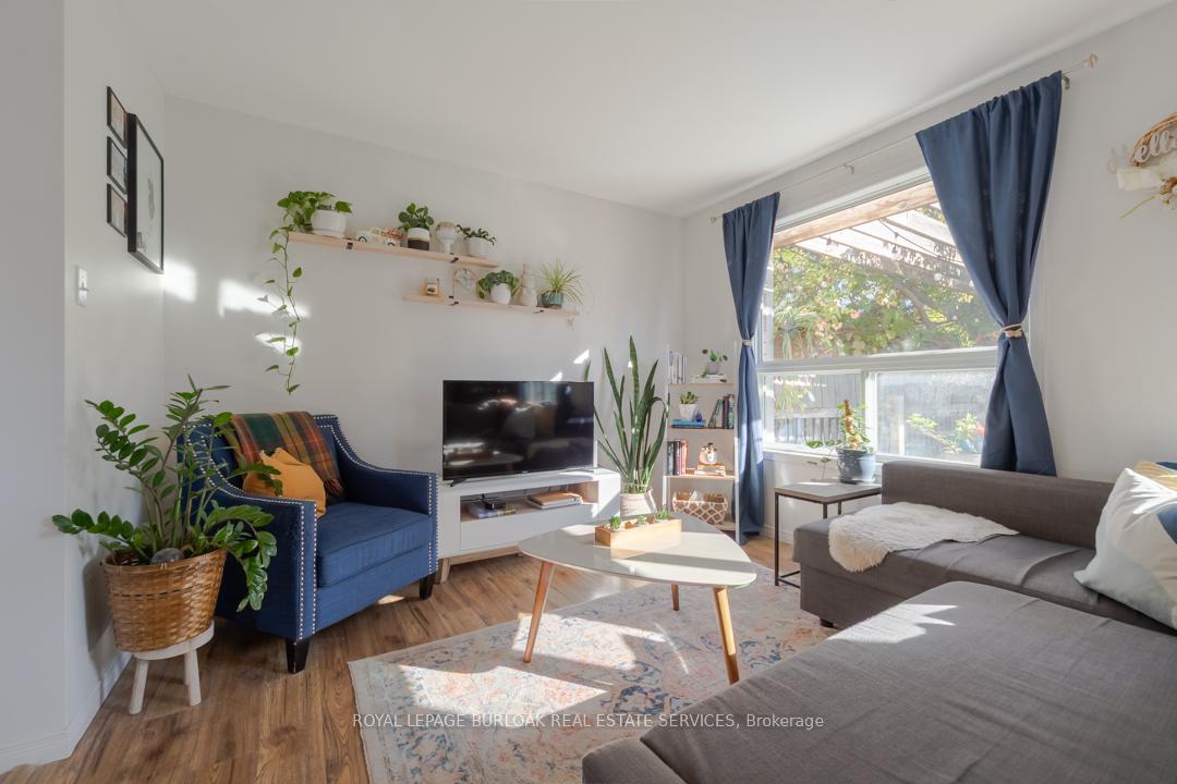 Photo 29 of 118 Silurian Drive, Guelph, Grange Road — HOMEH