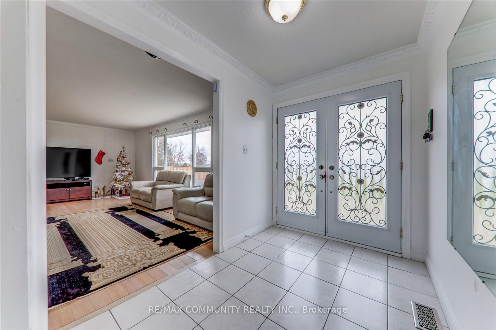 Photo 8 of 13096 Centreville Creek Road, Caledon, Rural Caledon — HOMEH