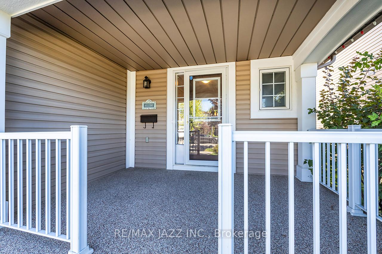 Photo 4 of 115 Padfield Drive, Clarington, Bowmanville — HOMEH