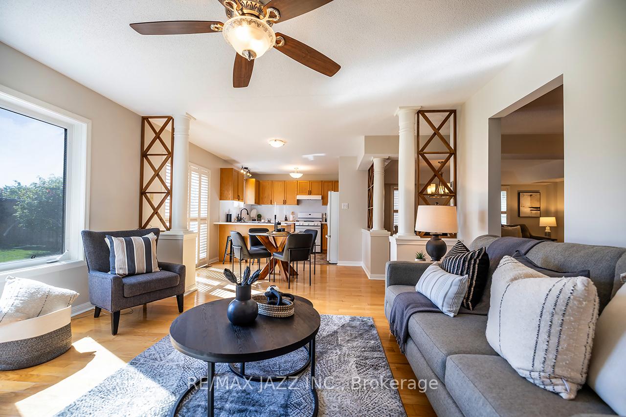 Photo 9 of 115 Padfield Drive, Clarington, Bowmanville — HOMEH