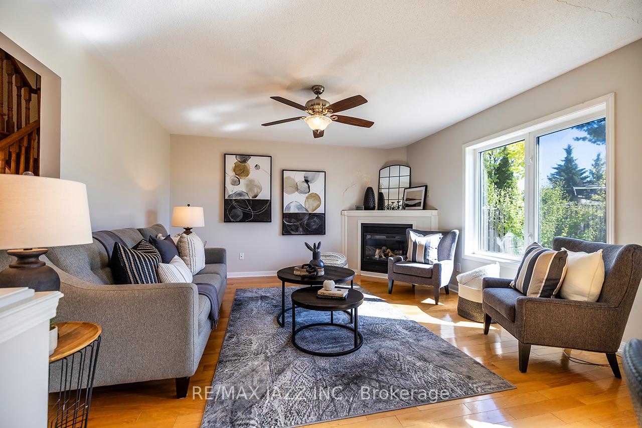 Photo 10 of 115 Padfield Drive, Clarington, Bowmanville — HOMEH