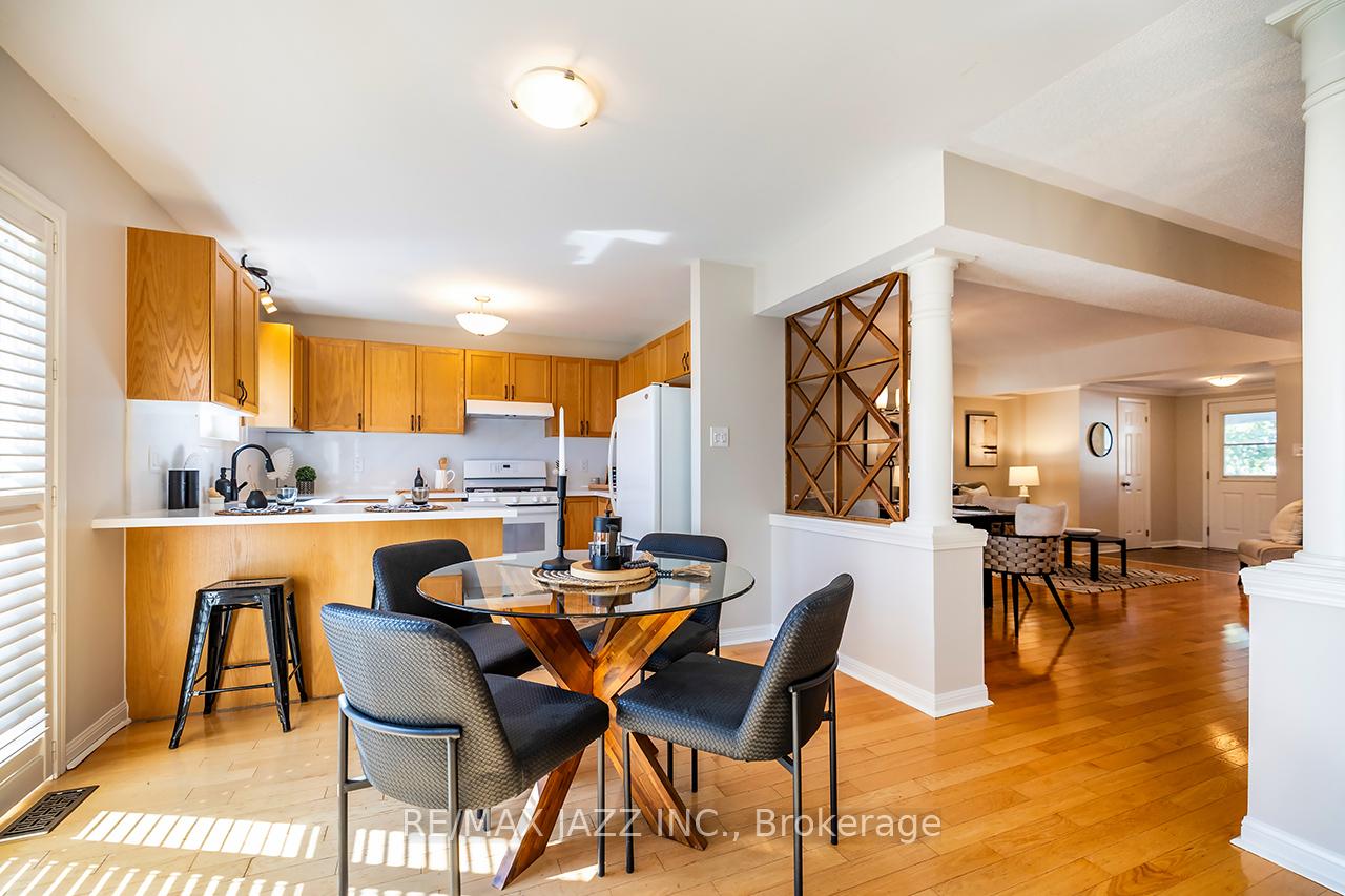 Photo 12 of 115 Padfield Drive, Clarington, Bowmanville — HOMEH