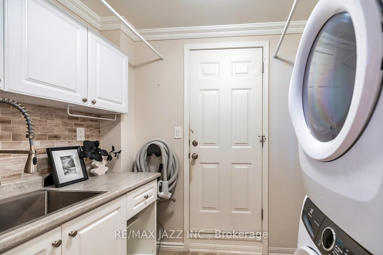 Photo 16 of 115 Padfield Drive, Clarington, Bowmanville — HOMEH
