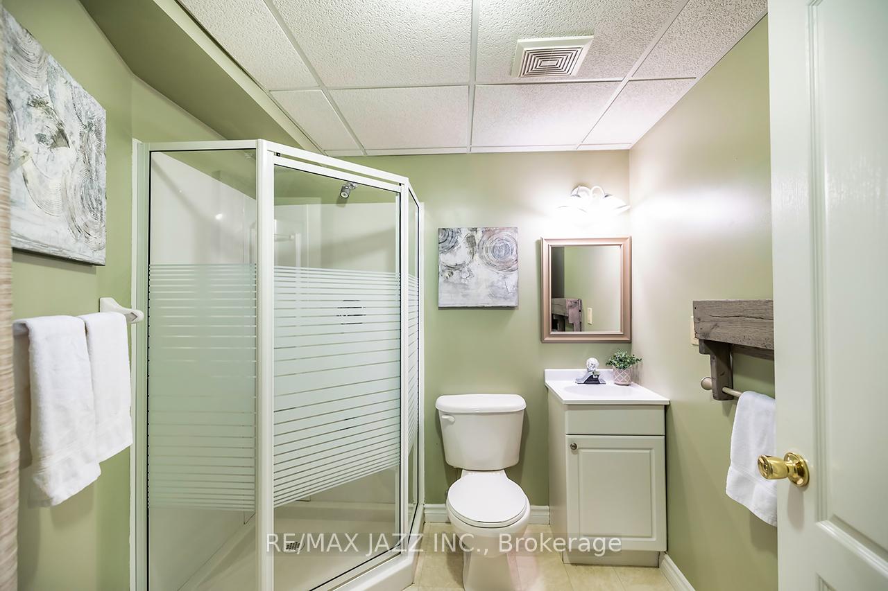 Photo 26 of 115 Padfield Drive, Clarington, Bowmanville — HOMEH