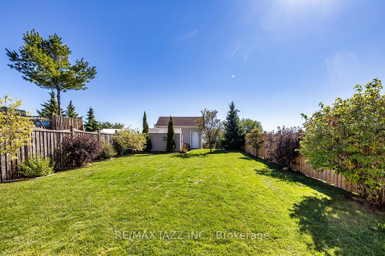 Photo 32 of 115 Padfield Drive, Clarington, Bowmanville — HOMEH