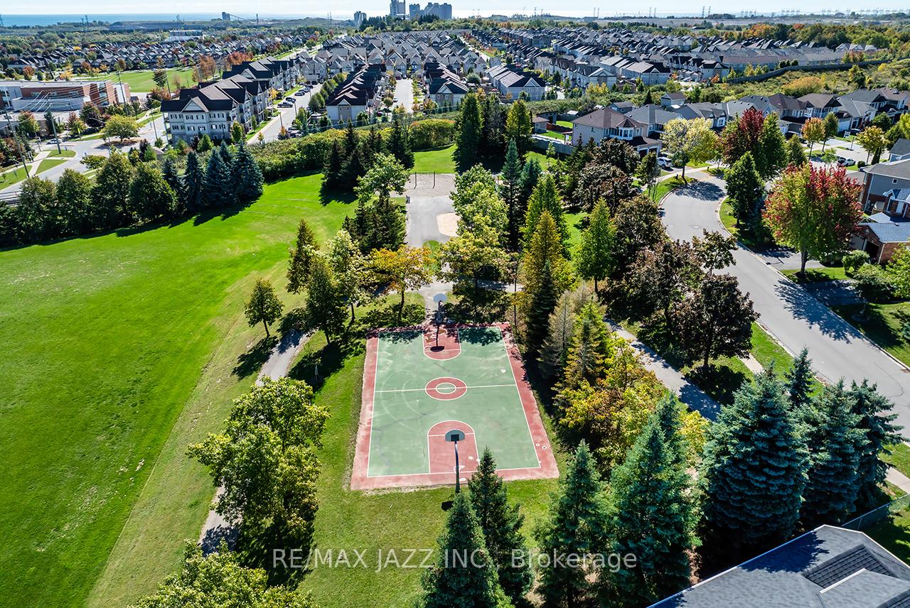 Photo 36 of 115 Padfield Drive, Clarington, Bowmanville — HOMEH