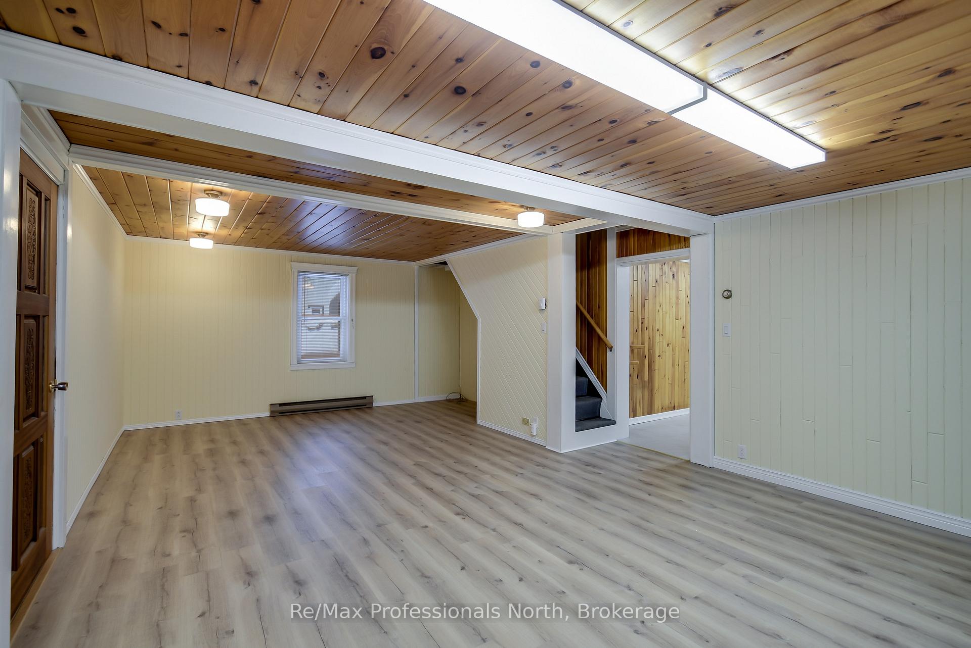 Photo 10 of 340 Bishop Street, Gravenhurst, Muskoka (S) — HOMEH