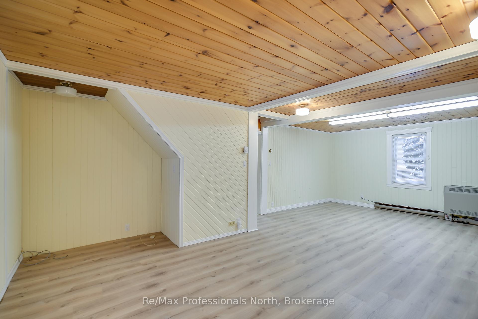 Photo 11 of 340 Bishop Street, Gravenhurst, Muskoka (S) — HOMEH