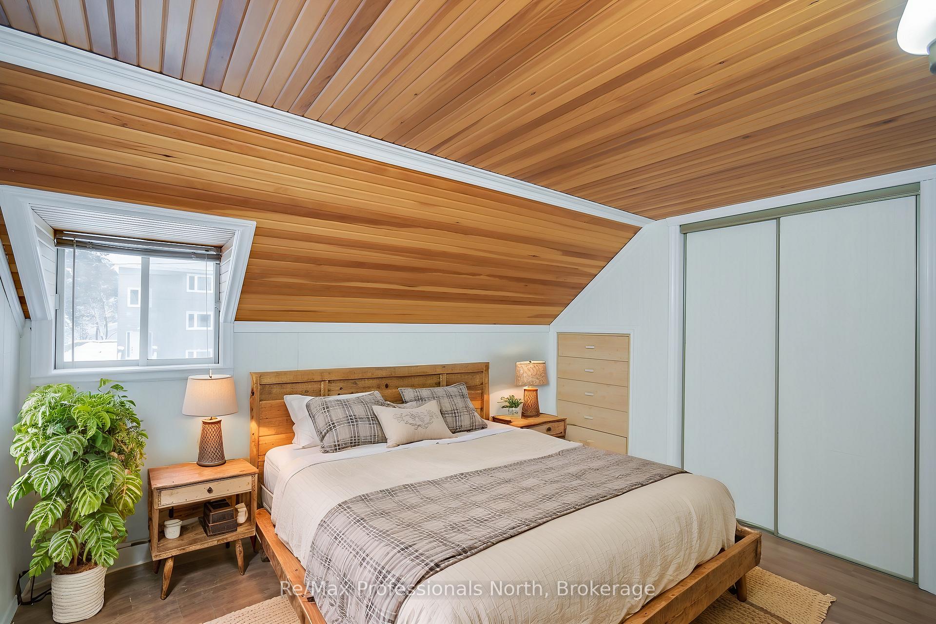 Photo 18 of 340 Bishop Street, Gravenhurst, Muskoka (S) — HOMEH