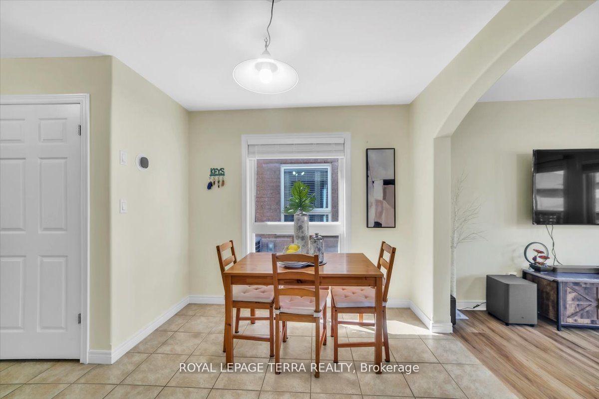Photo 9 of 31 Vipond Street, Guelph, Grange Road — HOMEH