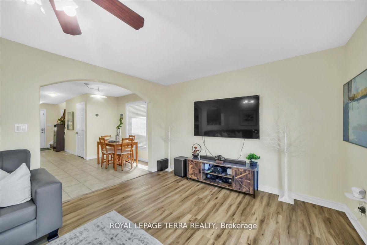 Photo 13 of 31 Vipond Street, Guelph, Grange Road — HOMEH