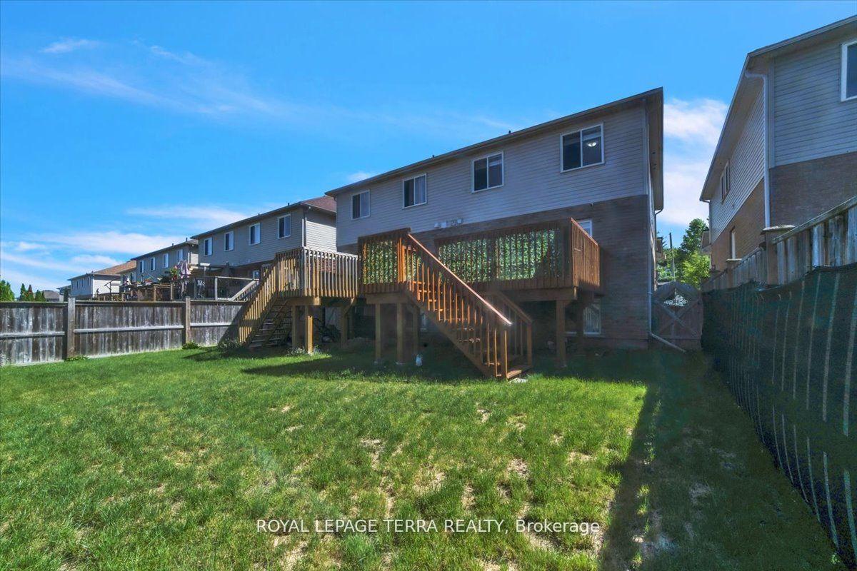 Photo 36 of 31 Vipond Street, Guelph, Grange Road — HOMEH