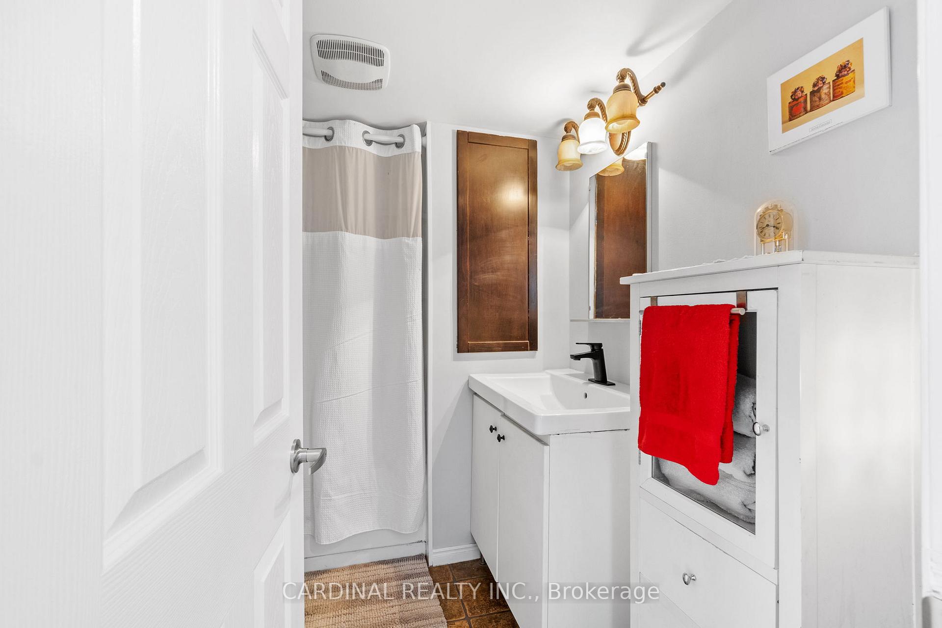 Photo 30 of 406 Cunningham Crescent, Hamilton Township, Rural Hamilton — HOMEH