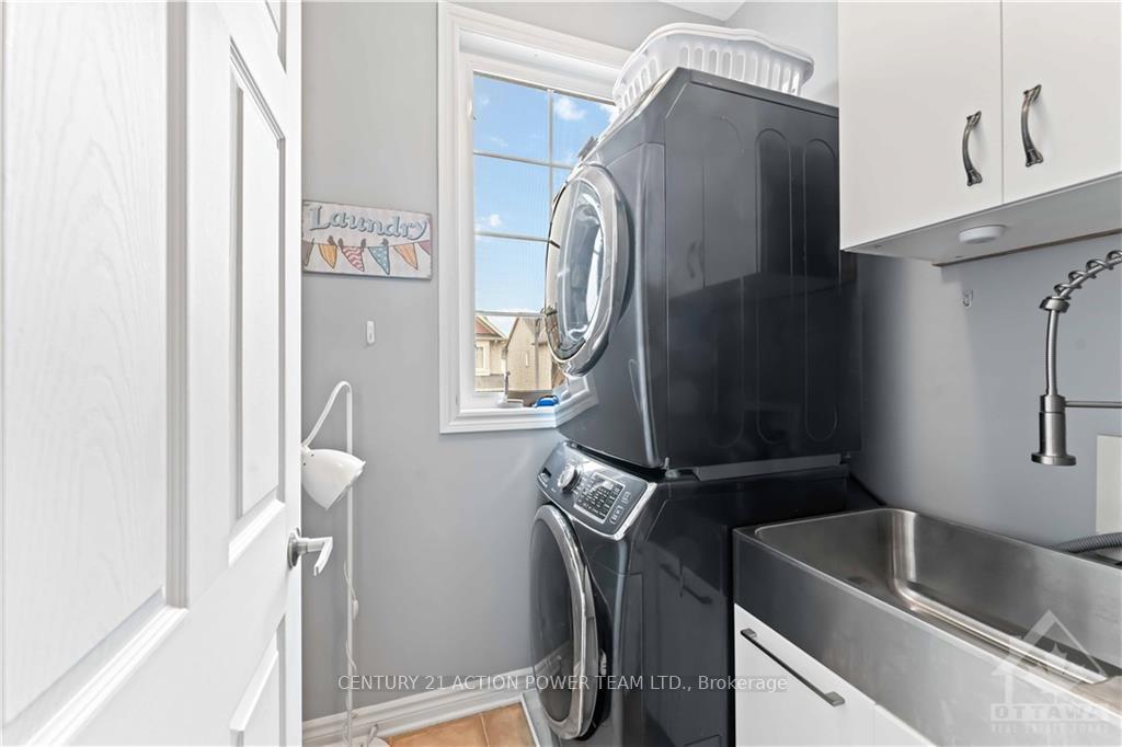 Photo 26 of 3227 Foxhound Way, Ottawa, Barrhaven - Half Moon Bay — HOMEH