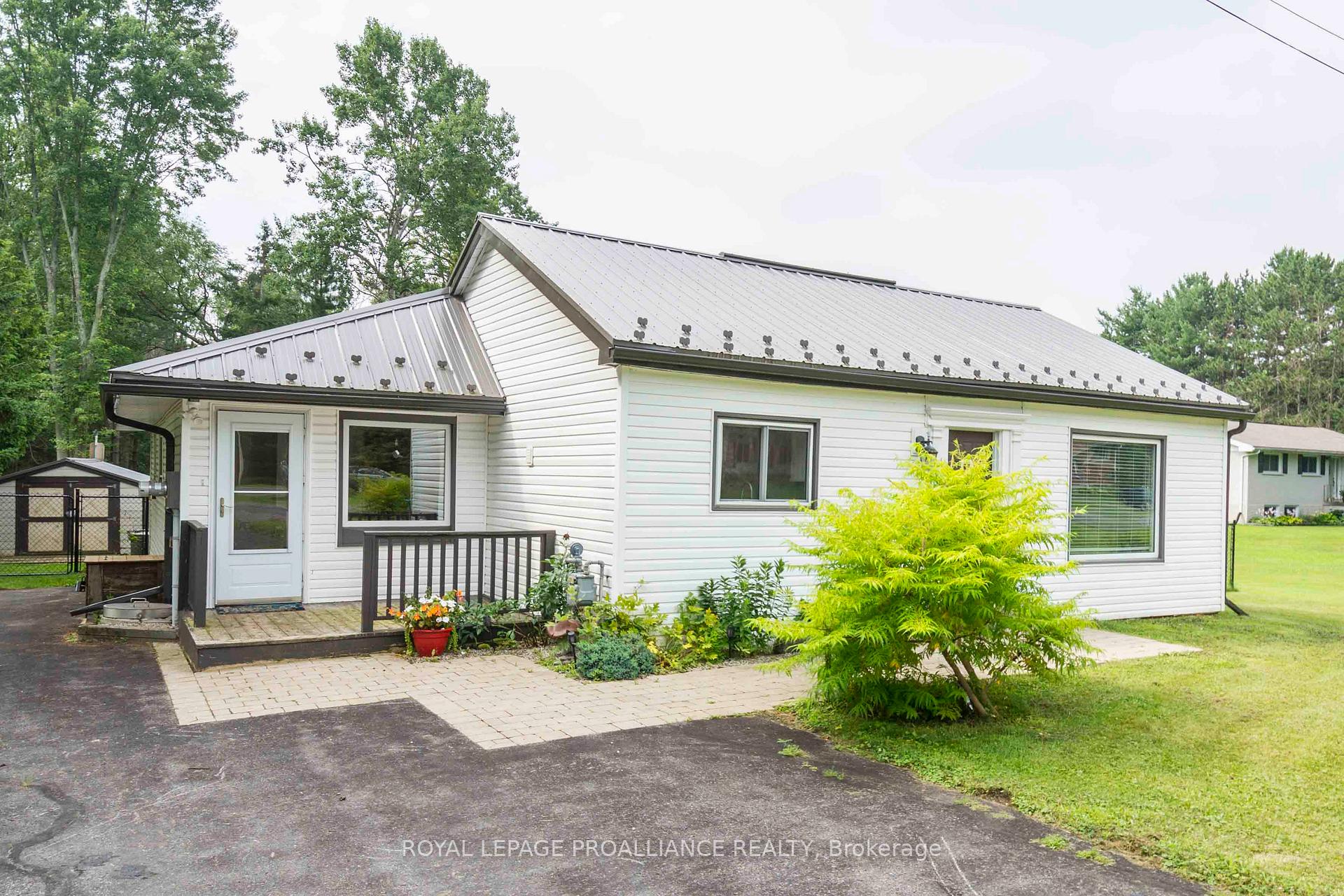 Front of 268 Harmony Road