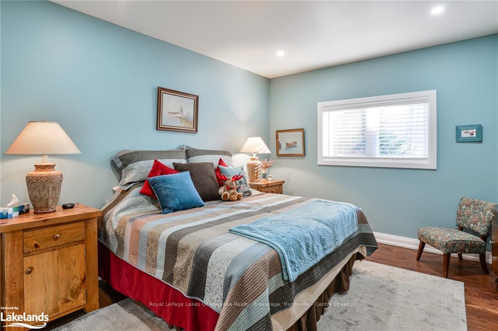 Photo 14 of 515 Lorne Street, Gravenhurst, Muskoka (S) — HOMEH