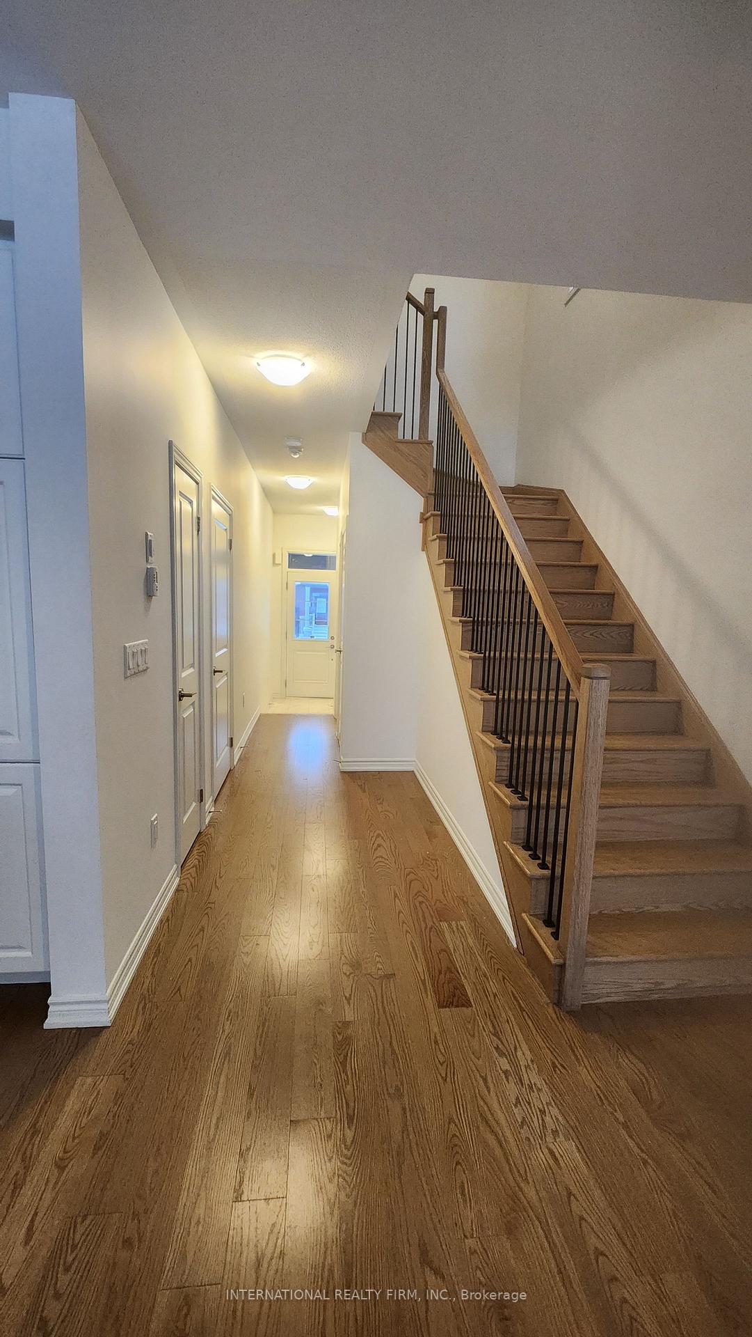 Photo 6 of 157 Shepherd Drive, Barrie, Rural Barrie Southeast — HOMEH