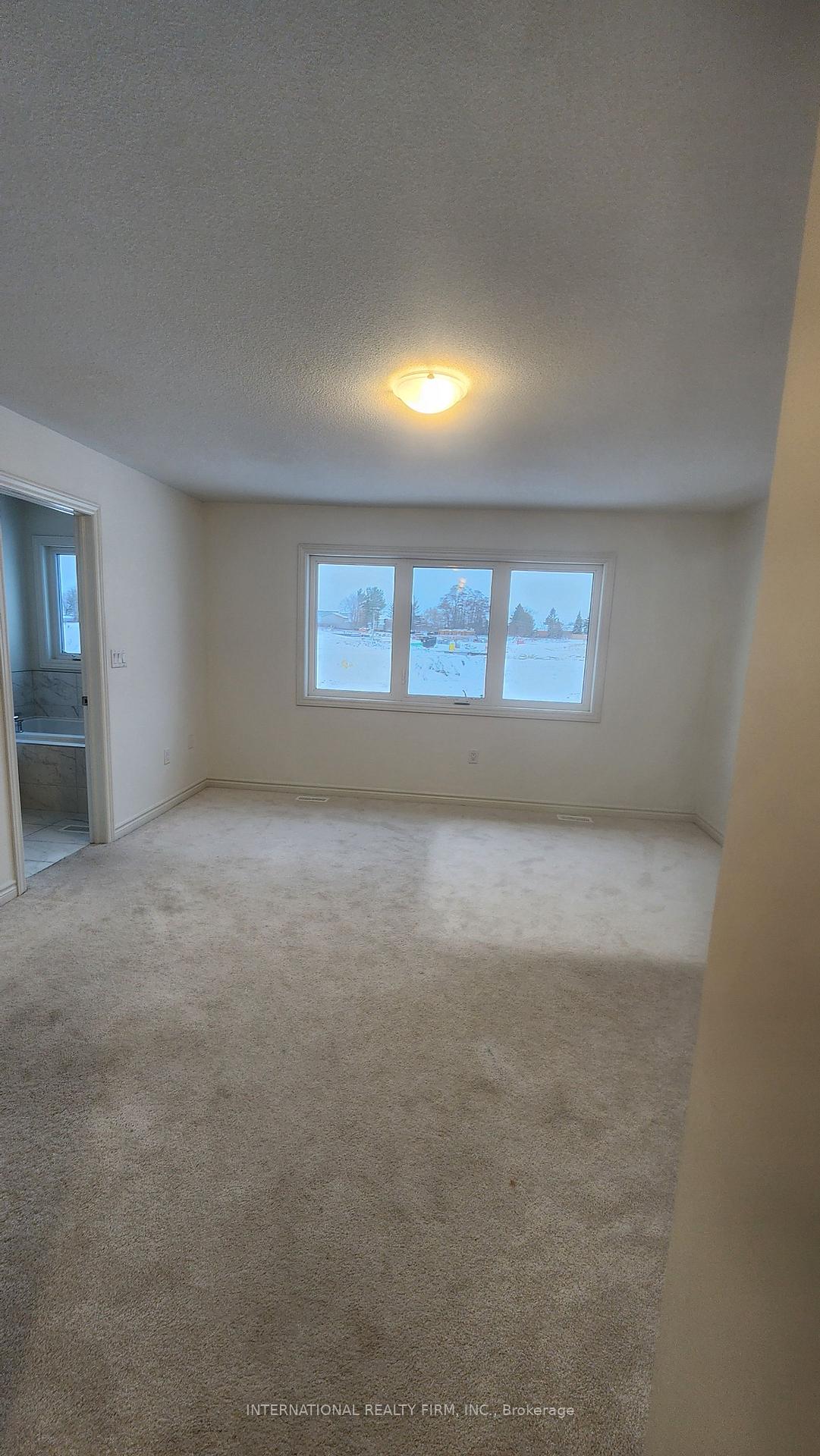 Photo 17 of 157 Shepherd Drive, Barrie, Rural Barrie Southeast — HOMEH