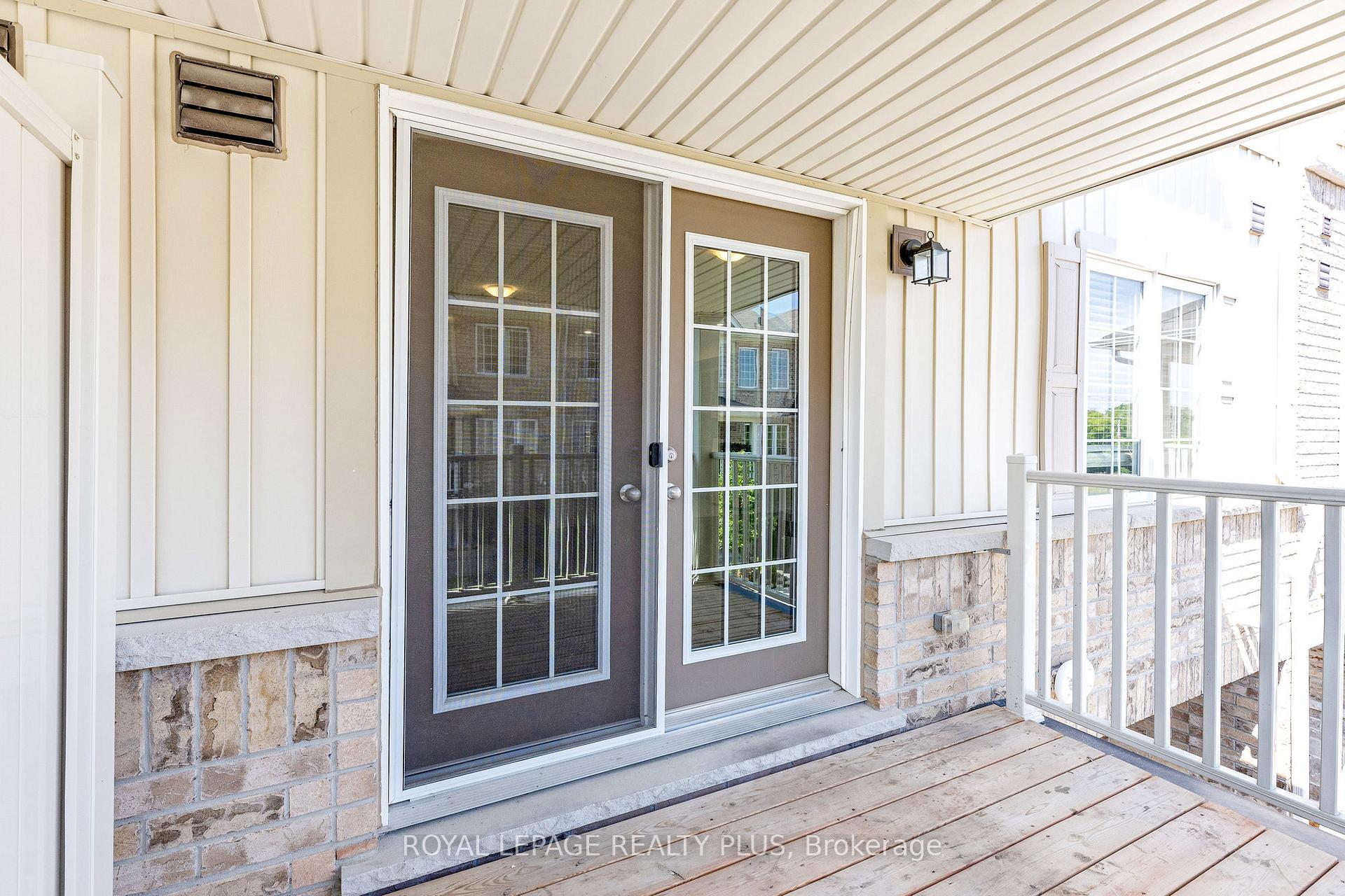 Photo 4 of 88 Decorso Drive, Guelph, Kortright East — HOMEH