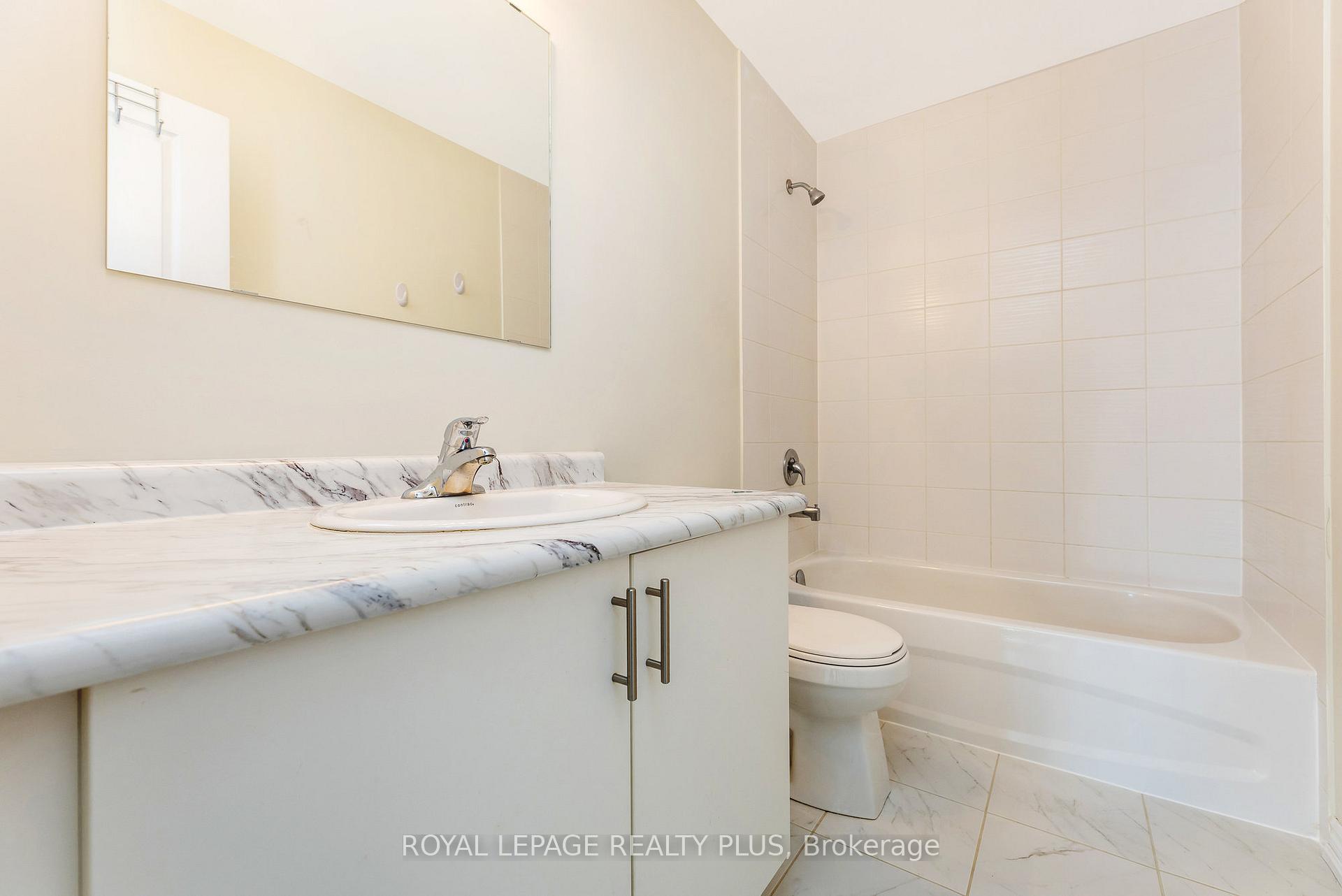 Photo 13 of 88 Decorso Drive, Guelph, Kortright East — HOMEH