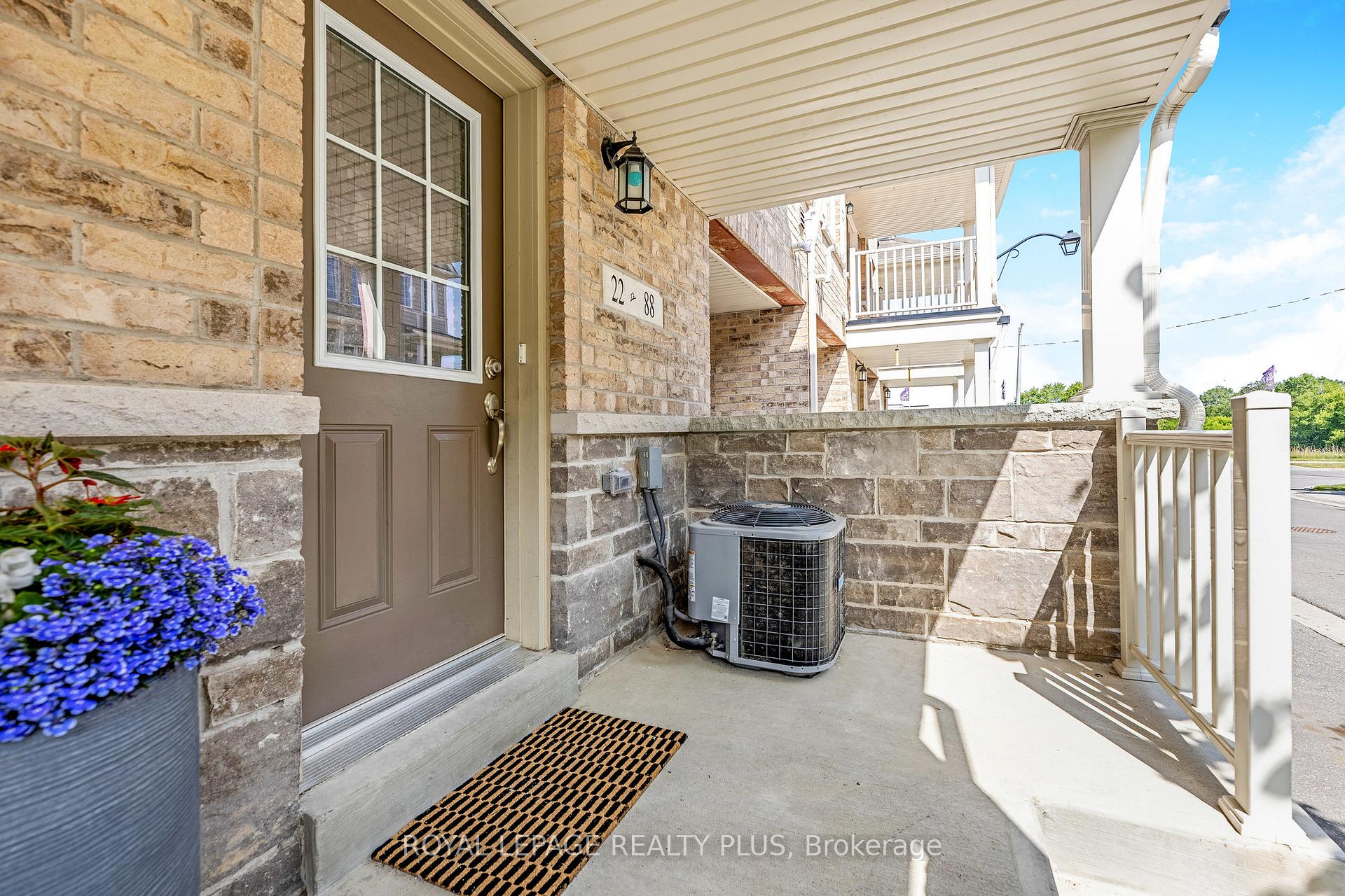 Photo 22 of 88 Decorso Drive, Guelph, Kortright East — HOMEH