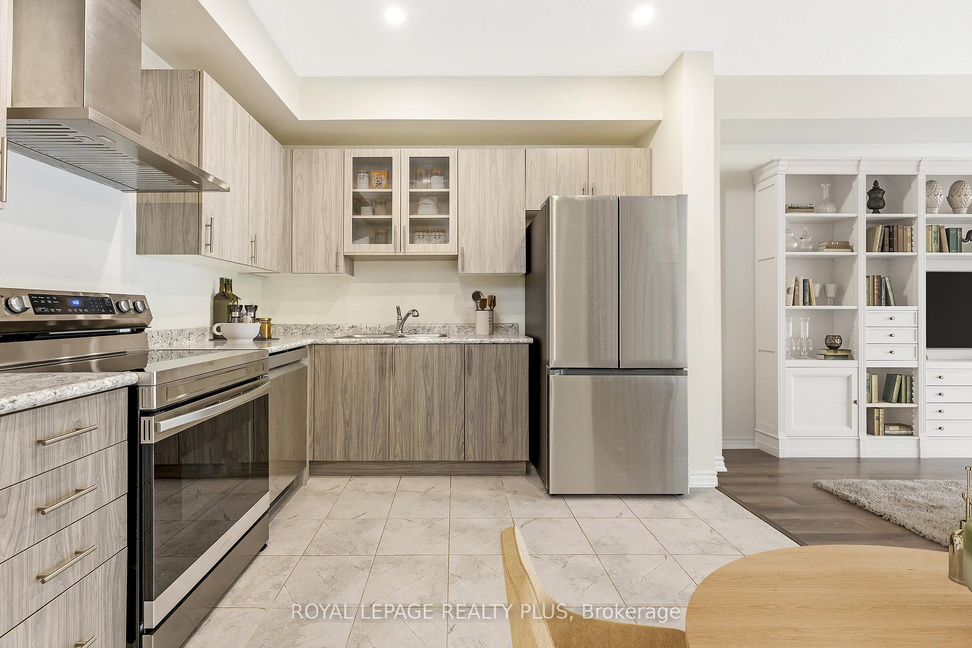 Photo 28 of 88 Decorso Drive, Guelph, Kortright East — HOMEH