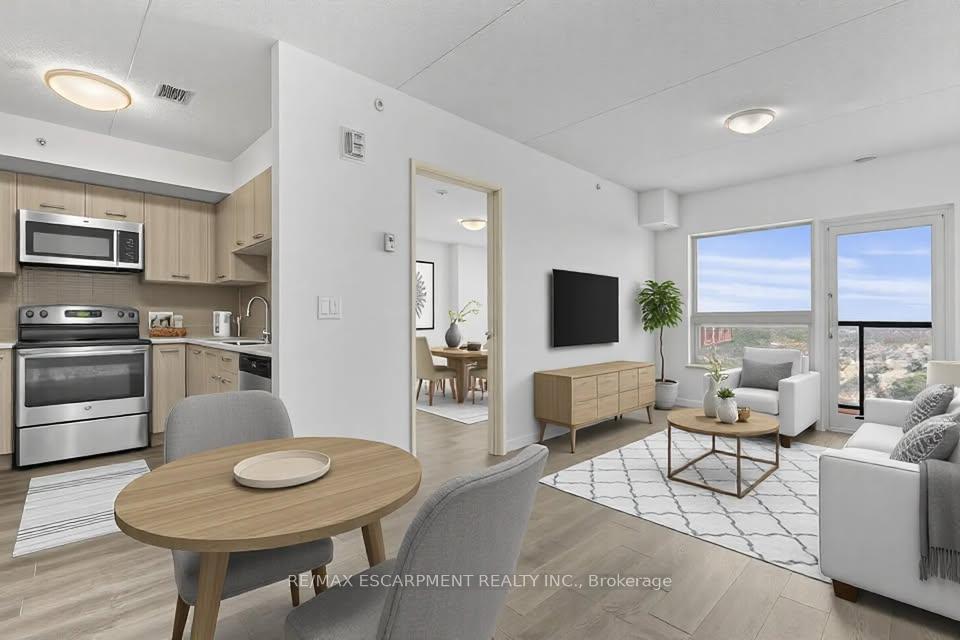 Photo 1 of Unit 708, 220 Cannon Street E, Hamilton, Beasley — HOMEH