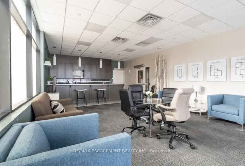 Photo 11 of Unit 708, 220 Cannon Street E, Hamilton, Beasley — HOMEH