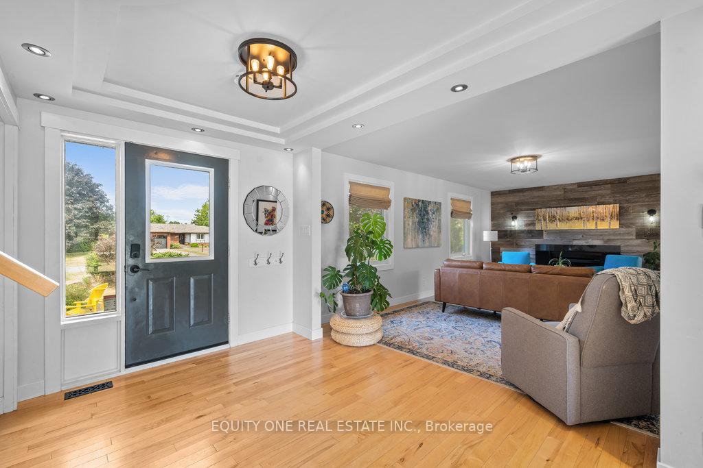 Photo 4 of 7038 Quinnfield Way, Ottawa, Greely — HOMEH