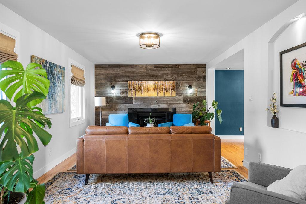 Photo 5 of 7038 Quinnfield Way, Ottawa, Greely — HOMEH