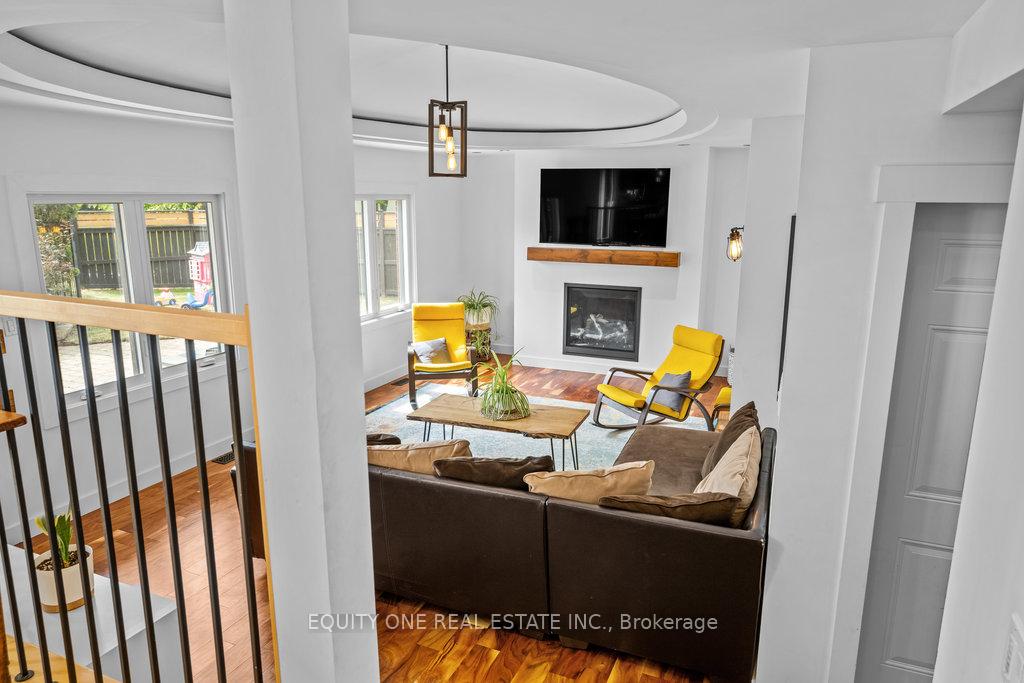 Photo 15 of 7038 Quinnfield Way, Ottawa, Greely — HOMEH