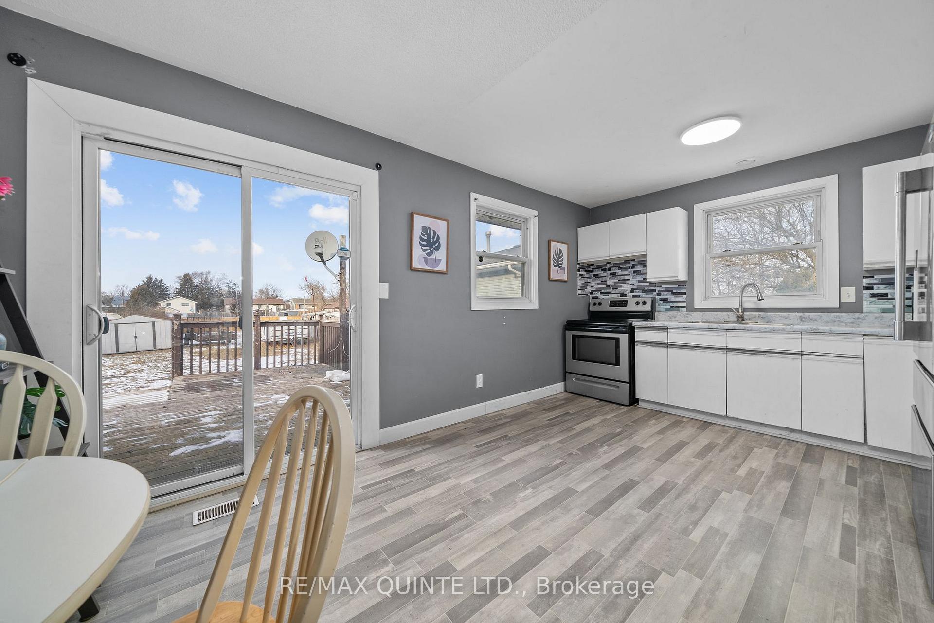 Photo 6 of 260 College Street E, Belleville, Belleville Ward — HOMEH
